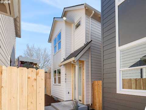Ne 14Th Ave, Portland, OR 97211