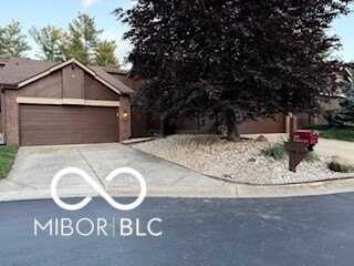209 Brighton Court, Greenwood, IN 46143