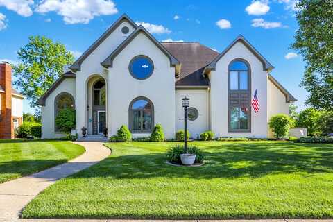 5521 Salem Drive N, Carmel, IN 46033