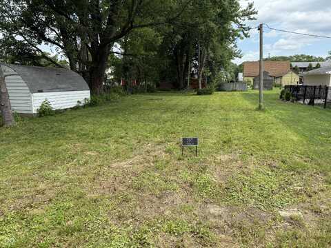 207 S Buck Street, Whitestown, IN 46075