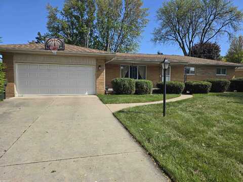 8725 Roman Dr, Sterling Heights, MI 48312