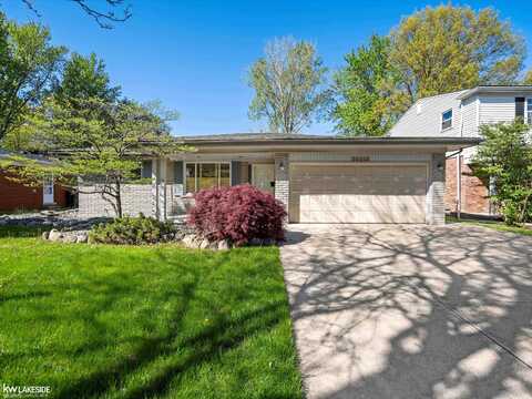 20213 Mauer, Saint Clair Shores, MI 48080