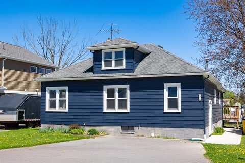 50810 Melville, New Baltimore, MI 48047