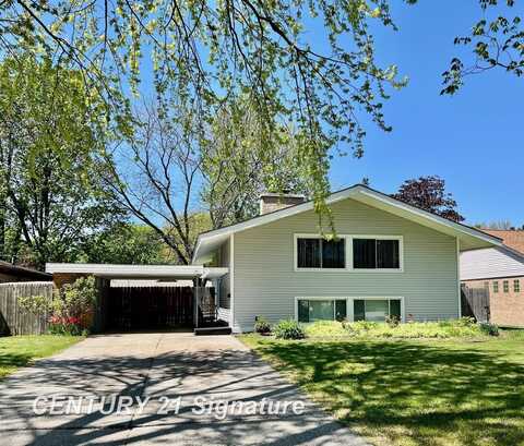 25 Bretton, Saginaw, MI 48602