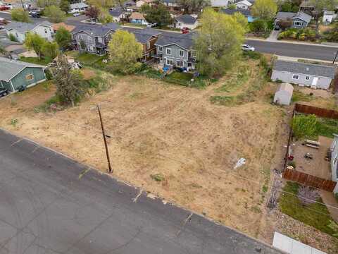 SW 3rd Street, Madras, OR 97741