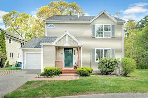 39 Heritage Path, Millis, MA 02054