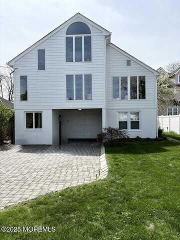121 Bridge Avenue, Bay Head, NJ 08742