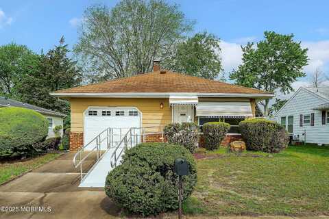 17 Palmetto Point Street, Toms River, NJ 08757