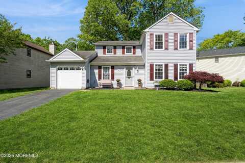 8 Admirals Row, Freehold, NJ 07728