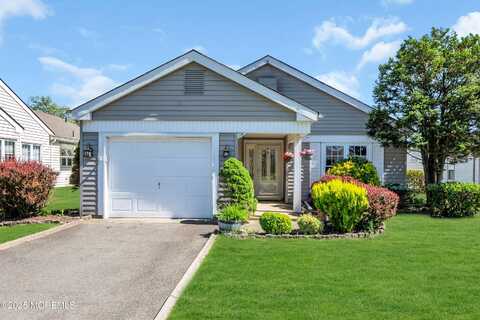 51 Elmswell Avenue, Manchester, NJ 08759