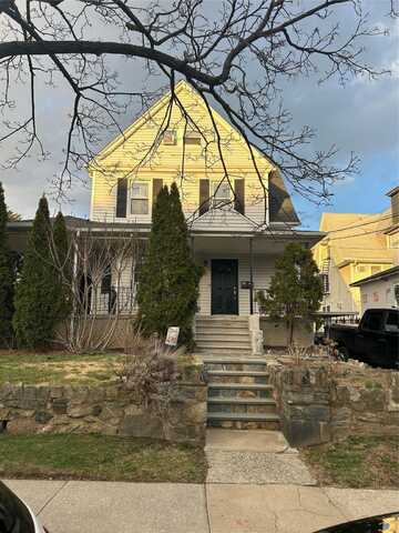 24 Parkview Avenue, New Rochelle, NY 10805