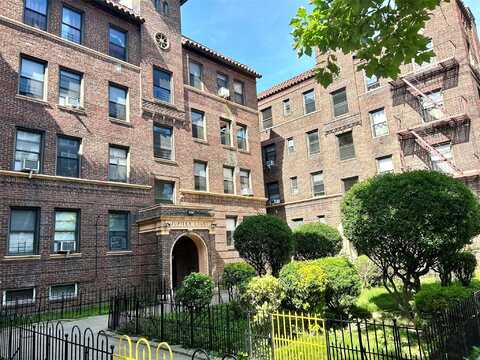 62-64 Saunders Street, Rego Park, NY 11374