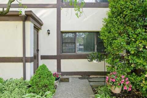 127 15th Street, Garden City, NY 11530