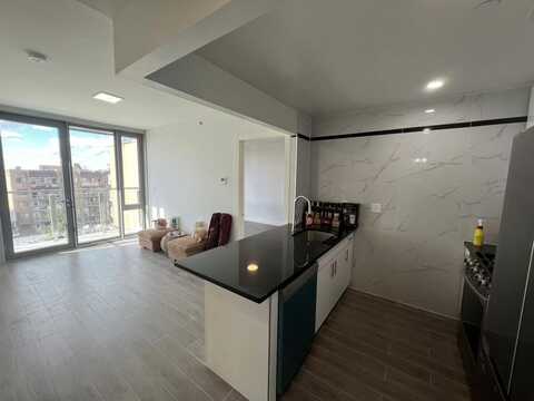 144-27 Sanford Avenue, Flushing, NY 11355