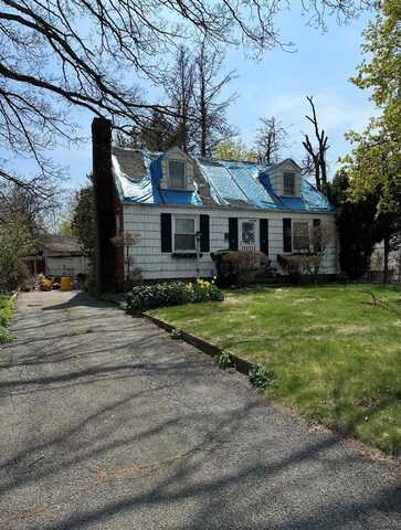 71 Sycamore Avenue, Bethpage, NY 11714