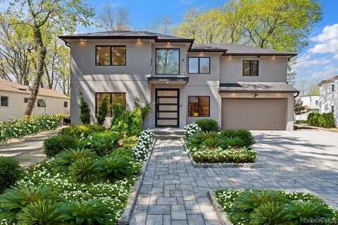 1 Bentley Road, Great Neck, NY 11023