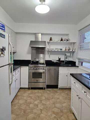 2 Walnut Street, Rye, NY 10580