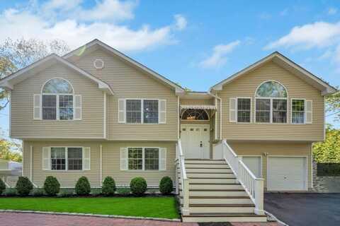 10 12th Street, East Hampton, NY 11937