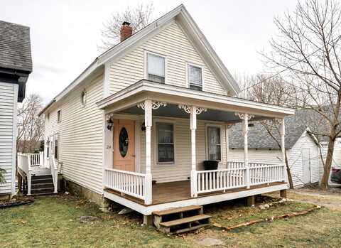24 Franklin Street, Bucksport, ME 04416