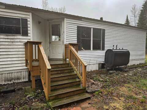 137 Bridge Road, Cambridge, ME 04923