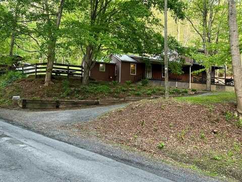 6349 Hoke's Mill Rd., RONCEVERTE, WV 24970