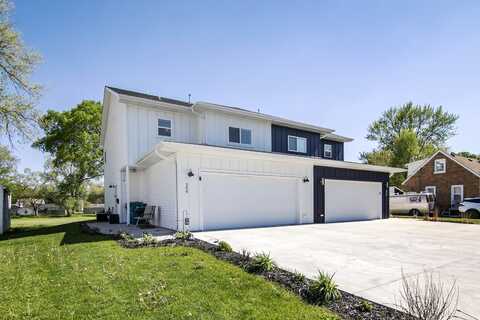 208 W River Street, Bourbonnais, IL 60914