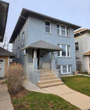5010 W Grace Street, Chicago, IL 60641