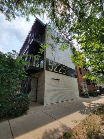 5225 N Ashland Avenue, Chicago, IL 60640