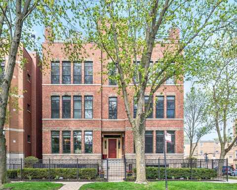 6036 N Damen Avenue, Chicago, IL 60659