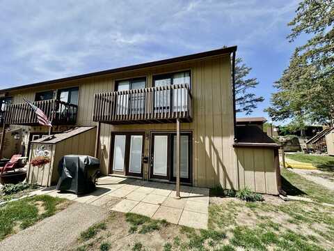 35 Montego Colony, Fox Lake, IL 60020