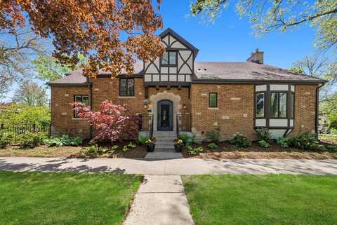 946 N Marion Street, Oak Park, IL 60302