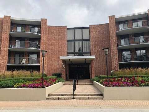 1515 E Central Road, Arlington Heights, IL 60005