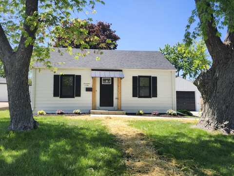 1705 Kelly Avenue, Crest Hill, IL 60403