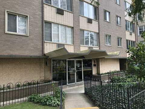 539 W Stratford Place, Chicago, IL 60657