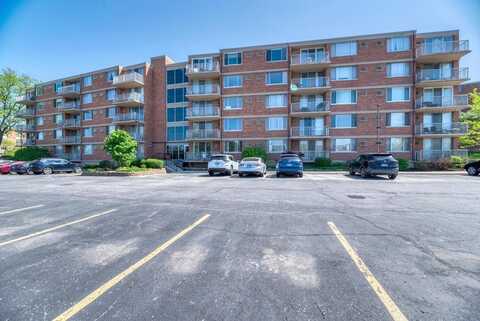 2200 S Stewart Avenue, Lombard, IL 60148