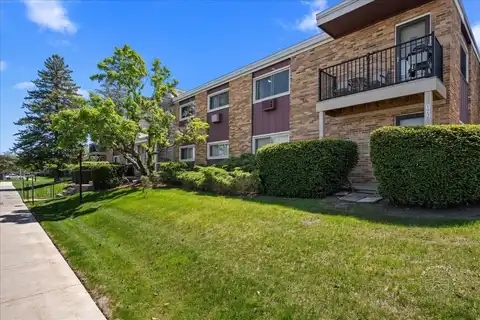 1313a S. Rebecca Road, Lombard, IL 60148