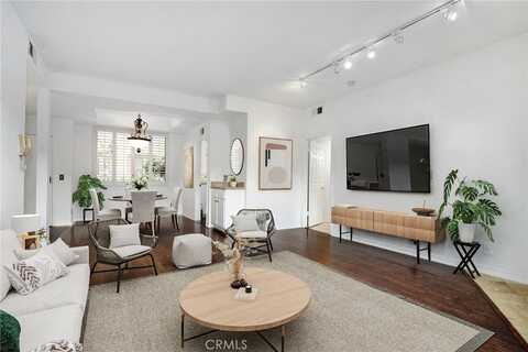 18600 Clark Street, Tarzana, CA 91356