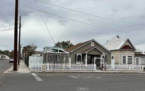 304 C Street, Needles, CA 92363