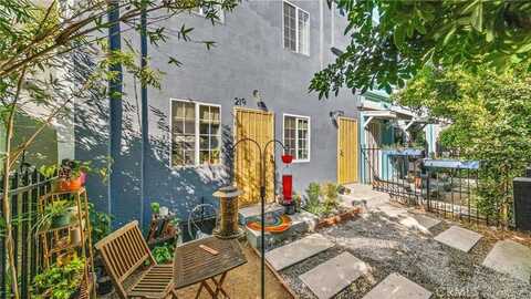 217 Columbia Pl, Los Angeles, CA 90026