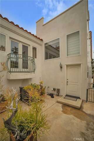 506 Dahlia Avenue, Corona del Mar, CA 92625