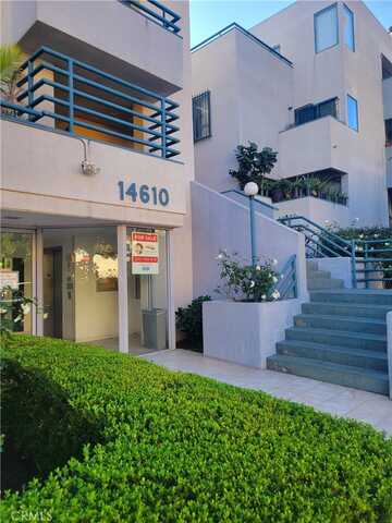 14610 Erwin Street, Van Nuys, CA 91411