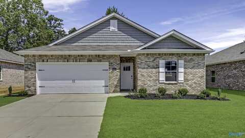 6152 Feather Way SE, Owens Cross Roads, AL 35763