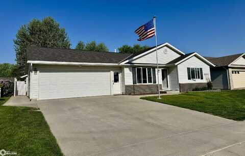 1629 Oakwood Drive, Carroll, IA 51401