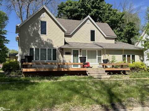 113 S 9th Street, Clear Lake, IA 50428