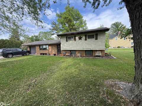 902 Westland Drive, Burlington, IA 52601