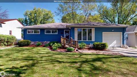 920 14th St SE, Mason City, IA 50401
