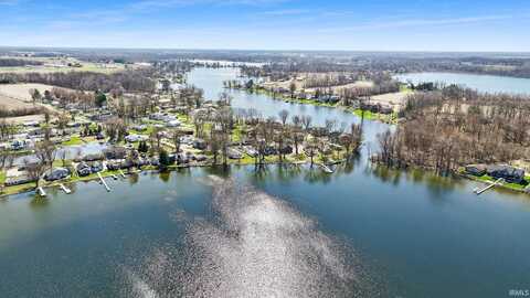 6540 S 070 E, Wolcottville, IN 46795