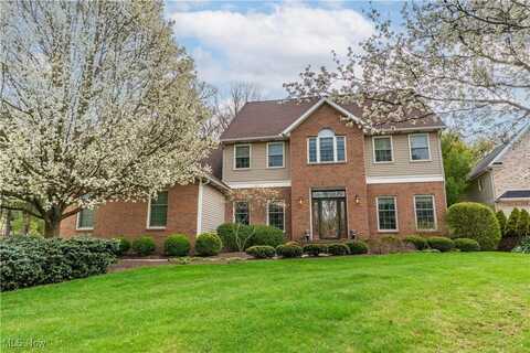 5168 Foxchase Avenue NW, Canton, OH 44718