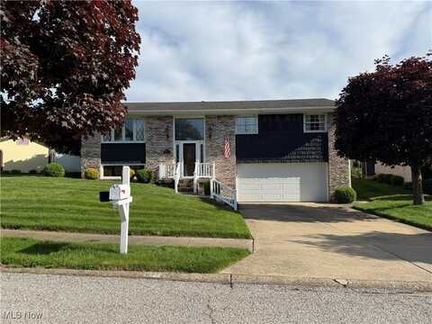221 Scenery Drive, Weirton, WV 26062
