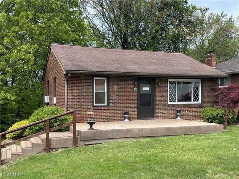 385 Truax Lane, Weirton, WV 26062